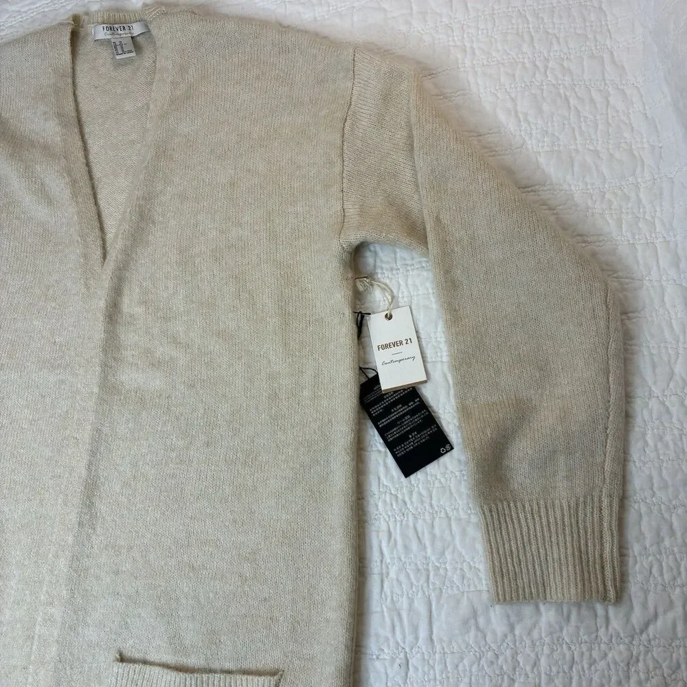 NWT Womens Long Cardigan Sweater Size M Beige Pockets Classic Relaxed Open Front